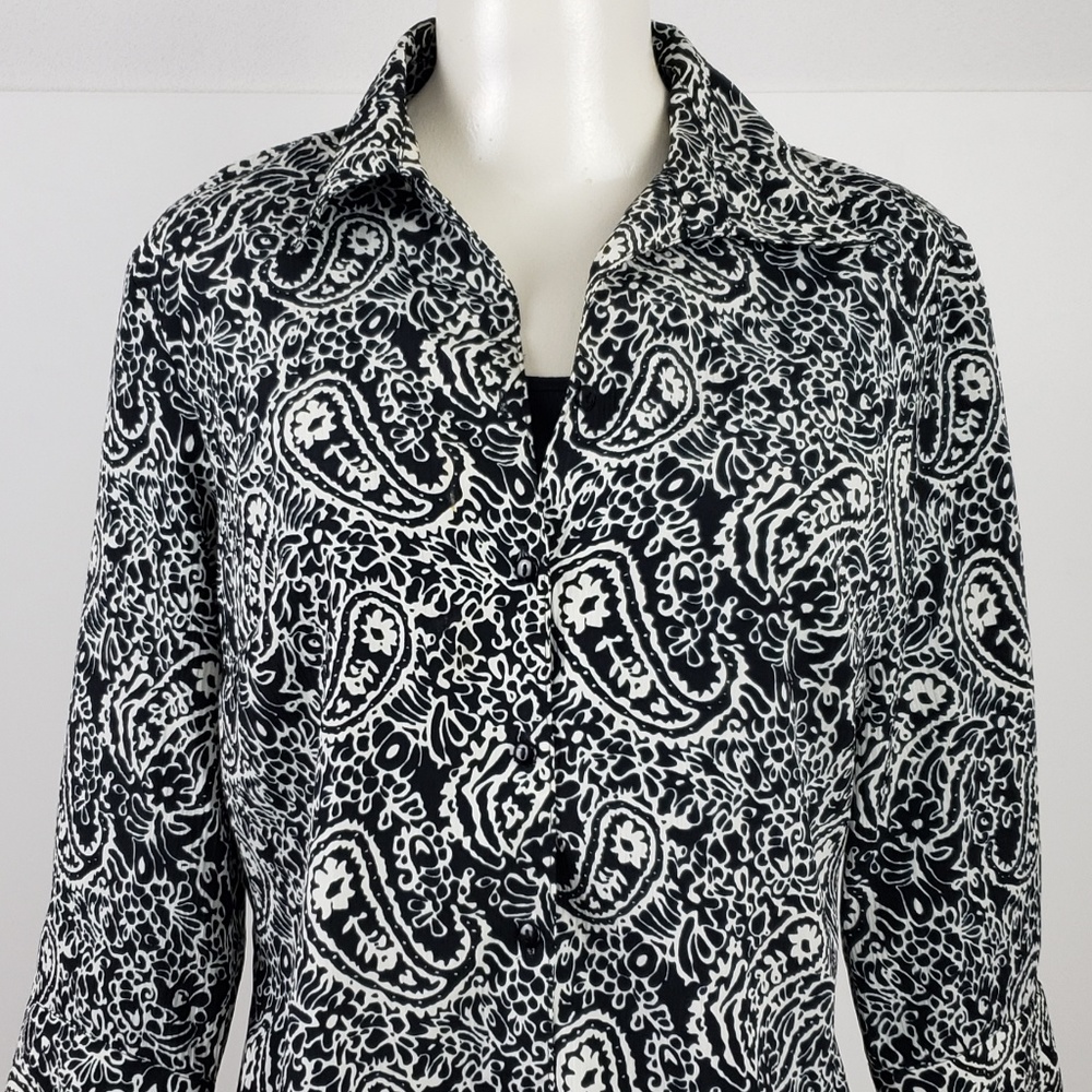 Elementz Top size Medium Black Floral 3/4 Sleeve